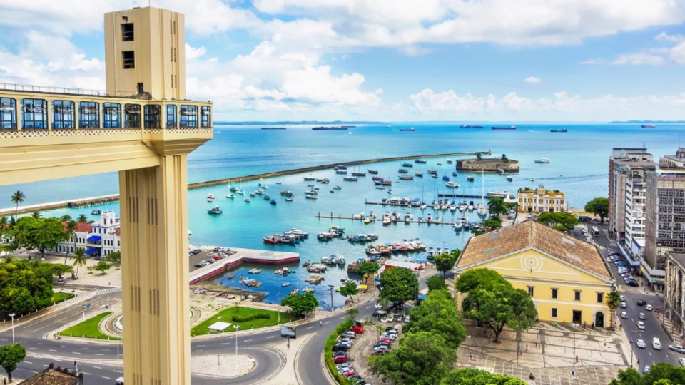 Elevador-Lacerda-en-Salvador-de-Bahia