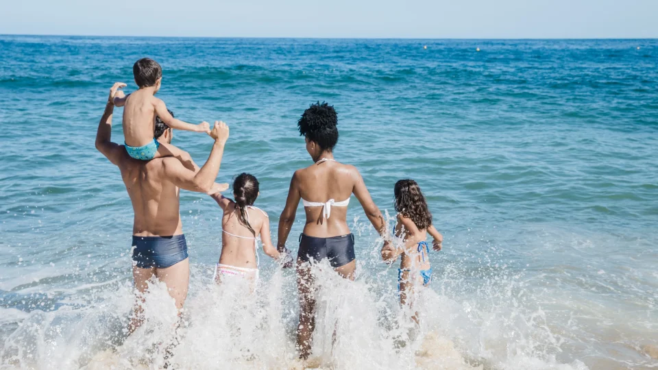 Family-Plan-Punta-Cana-playa